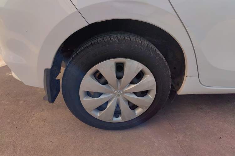 Used Toyota YARiS L 2016 Revised 1.5E CVT Charming Edition