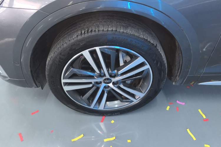 Used Audi Q5L 2022 40T Luxury Dynamic Model
