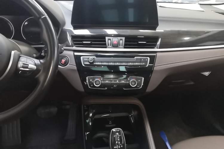 Used BMW X1 2022 xDrive25Li Luxury Model
