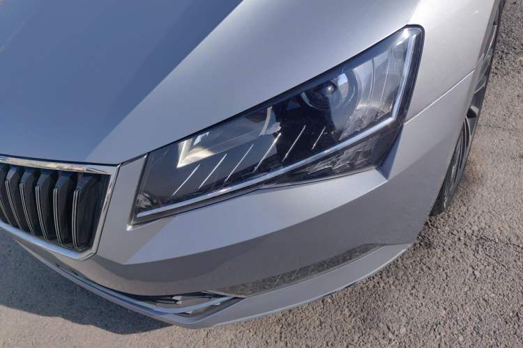 Used Skoda Superb 2018 TSI330 DSG Comfort Edition China VI Standard