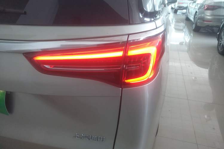 Used Buick GL8 2022 ES Land Cruiser 653T Luxury Model
