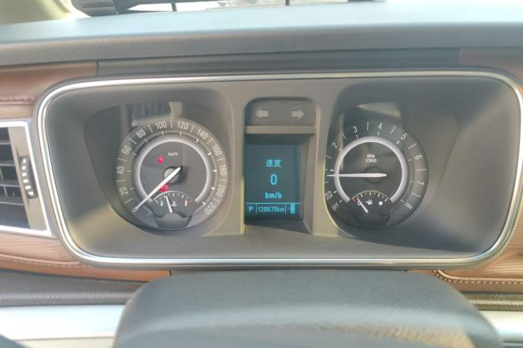 Used Buick GL8 2018 28T Luxury Model China VI Standard