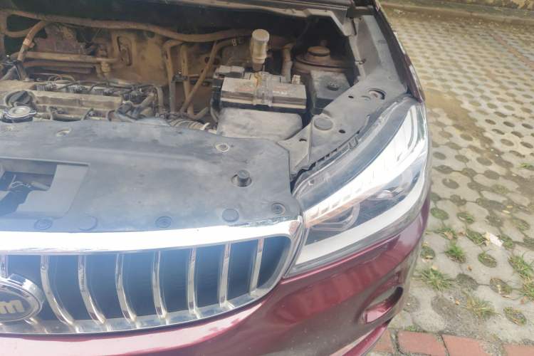 Used SWM X7 2016 1.8L Manual Luxury Edition 7 Seats
