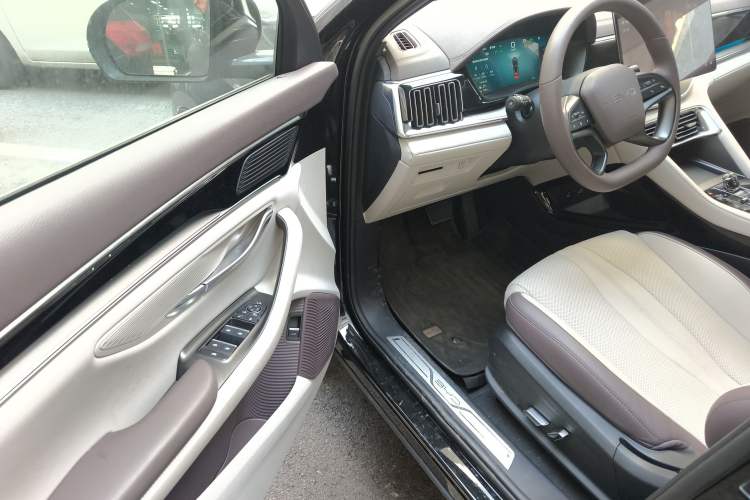 Used BYD Song PLUS New Energy 2025 DM-i Intelligent Driving 160KM Flagship Model