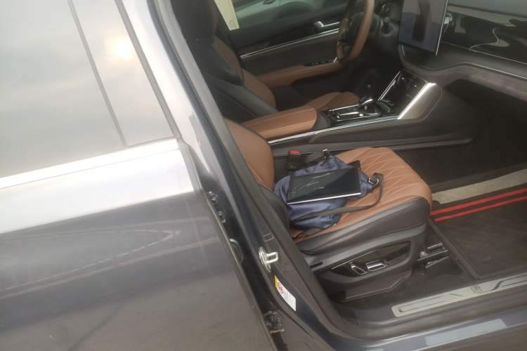 Used BYD Tang New Energy 2023 DM-i Champion Edition 112KM Prestige Model
