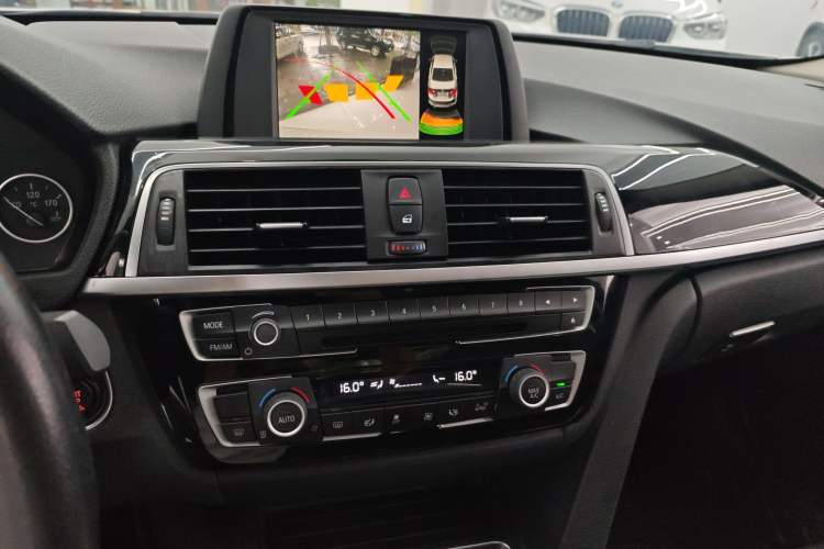 Used BMW 3 Series 2017 320Li Fashion Model