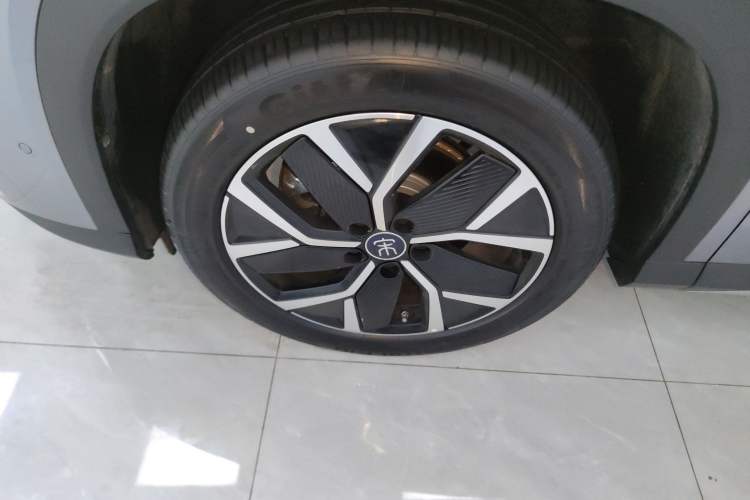 Used BYD Song L DM-i 2025 Intelligent Driving Version 160 km Beyond-Range Type
