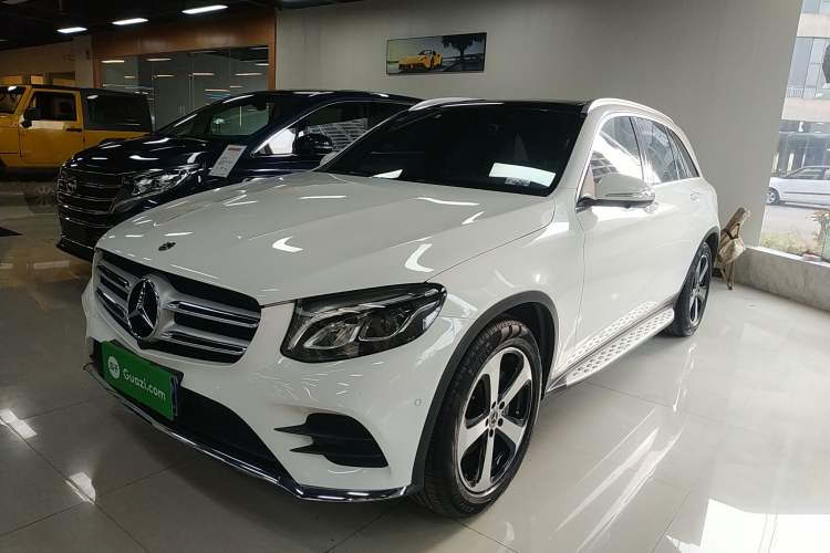 Used Mercedes-Benz GLC 2019 Facelift GLC 260 L 4MATIC Luxury Model

