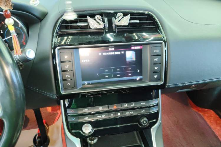 Used Jaguar XE 2018 2.0T 200 PS Two-Wheel-Drive R-Sport Sport Edition