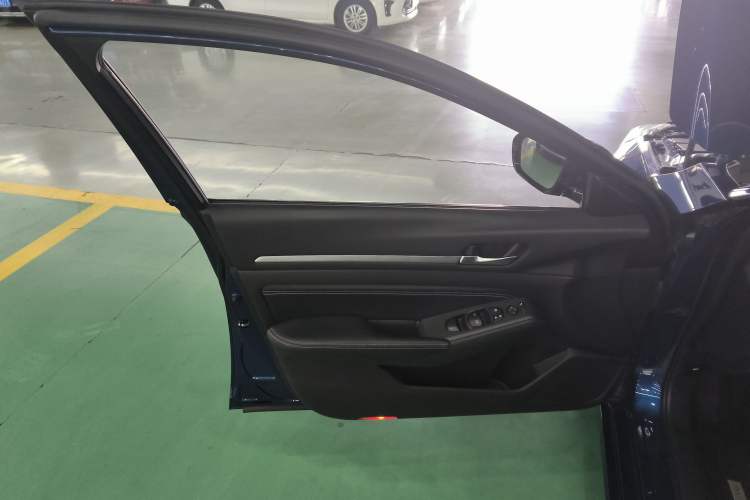 Used Nissan Teana 2020 2.0L XL Comfort Edition
