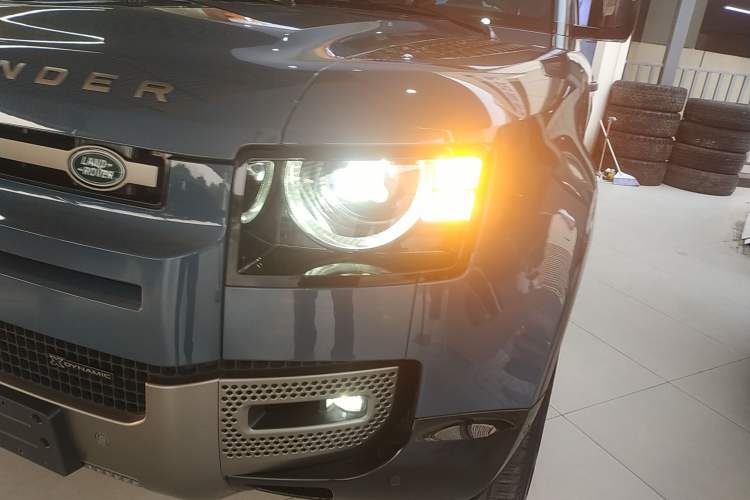 Used Land Rover Defender 2023 110 3.0T P400 X-DYNAMIC HSE
