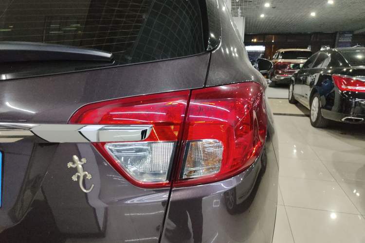 Used Buick Envision 2014 28T Four-Wheel Drive Elite Model