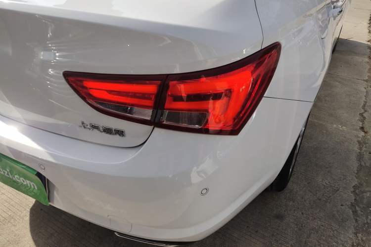 Used Buick Verano 2018 Sedan 20T Dual-Clutch Leading Model