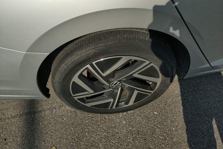 Used Volkswagen Sagitar 2023 200TSI DSG Excellence Edition
