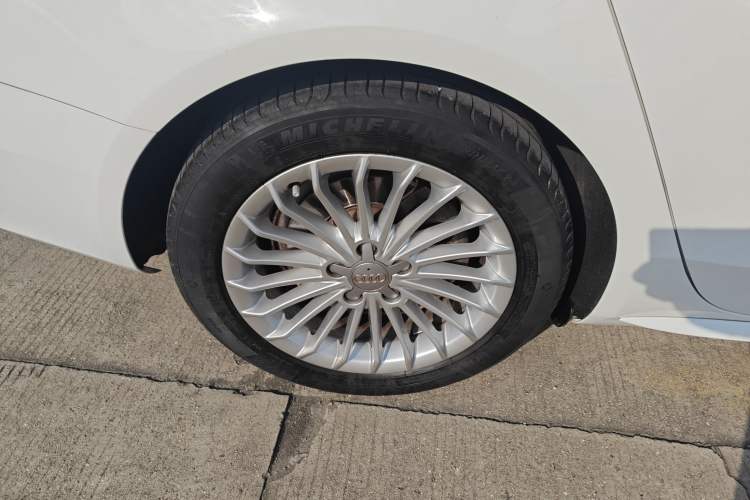 Used Audi A4L 2015 35 TFSI Automatic Comfort Model
