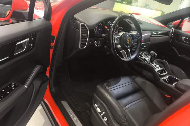 Used Porsche Cayenne 2019 Cayenne Coupé 3.0T
