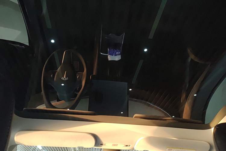 Used Tesla Model Y 2021 Long-Range All-Wheel-Drive Version 3D7
