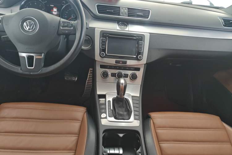 Used Volkswagen FAW-Volkswagen CC 2015 1.8TSI Luxury Model