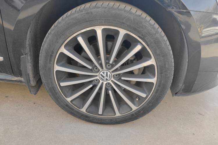 Used Volkswagen Passat 2015 1.8TSI DSG Prestige Edition
