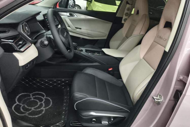 Used Lynk & Co 06 2023 Remix 1.5T Shero
