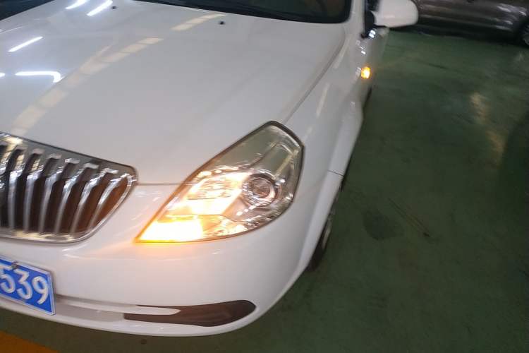 Used Buick Excelle 2015 1.5L Automatic Classic Model
