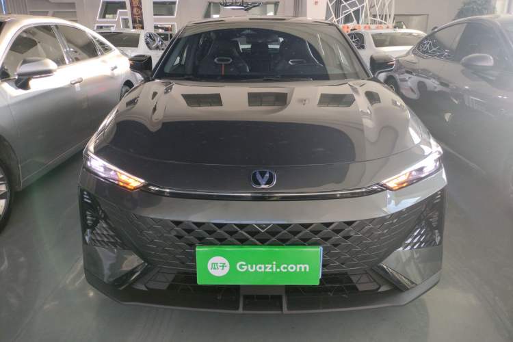 Used Changan UNI-V 2024 1.5T Prestige Edition
