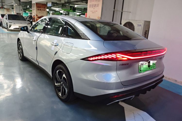 Used  L6 2025 EM-i 140km Starship Edition