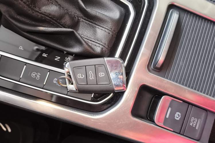 Used Volkswagen Magotan 2018 330TSI DSG Advanced Model
