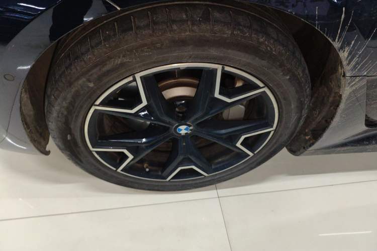 Used BMW i3 2025 eDrive 40 L Midnight Edition
