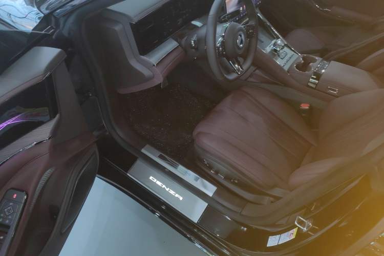 Used Denza Z9GT 2024 1100 Four-Wheel Drive Max Edition
