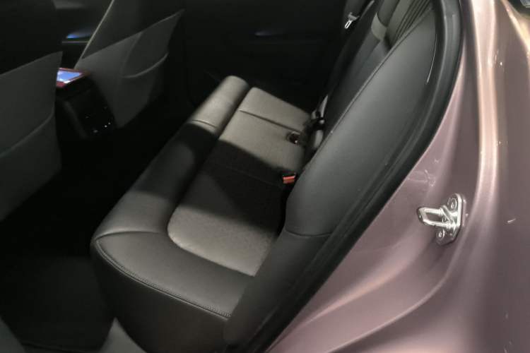 Used Toyota bZ3 2023 616 km Long-Range Premium
