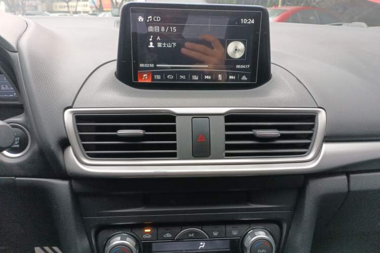 Used Mazda Mazda 3 Axela 2017 Sedan 1.5L Automatic Luxury Model Emission Standard China V
