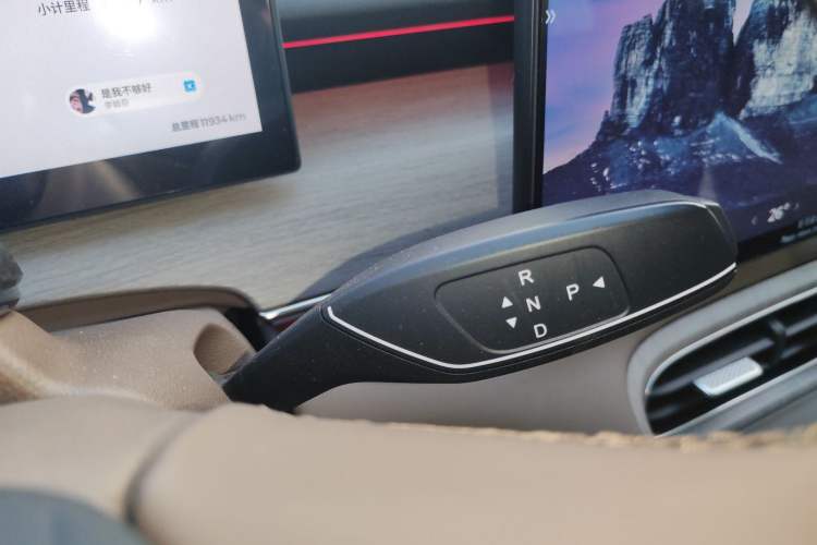 Used Chery Fengyun T8 2025 1.5T 130km Deluxe Version 5 Seats