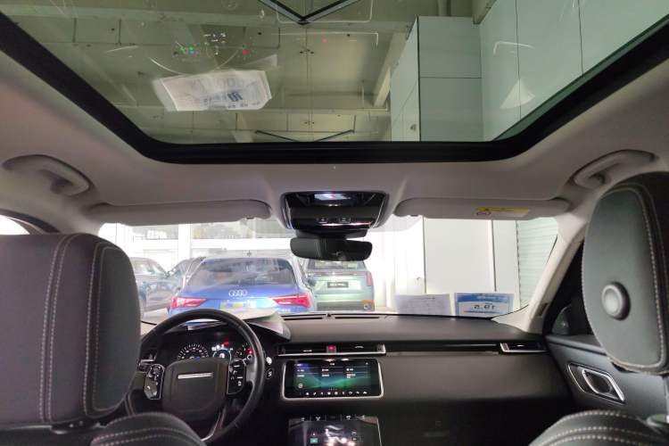 Used Land Rover Range Rover Velar 2019 250 PS
