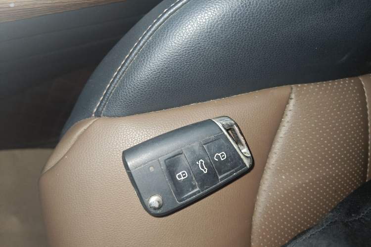 Used Volkswagen Tharu 2019 280TSI Two-Wheel Drive Flagship Edition China V Standard