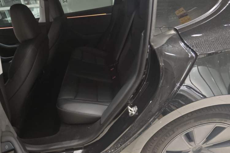 Used Tesla Model 3 2023 Long-Range All-Wheel-Drive Version
