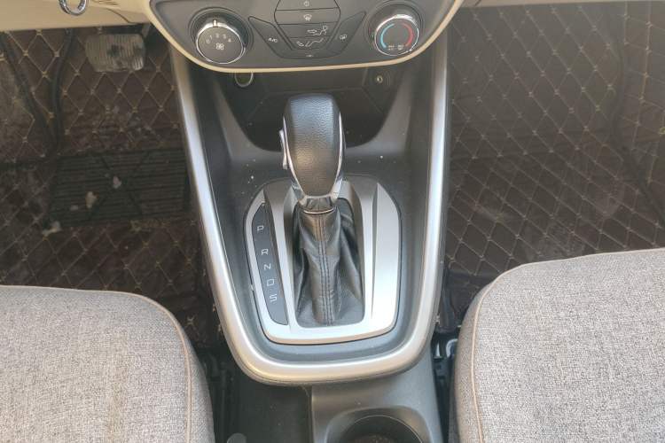 Used Ford Escort 2015 1.5L Automatic Comfort Model
