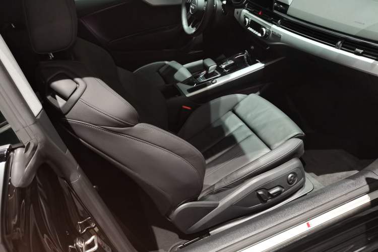 Used Audi A5 2023 Coupe 40 TFSI Fashionable and Dynamic Model