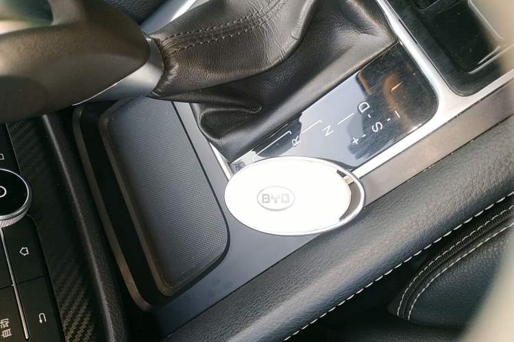 Used BYD Song MAX 2017 1.5T Automatic Smart Connect Luxury 7-Seater