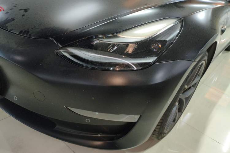 Used Tesla Model 3 2021 Revised Version II – Performance High-Performance All-Wheel-Drive Edition
