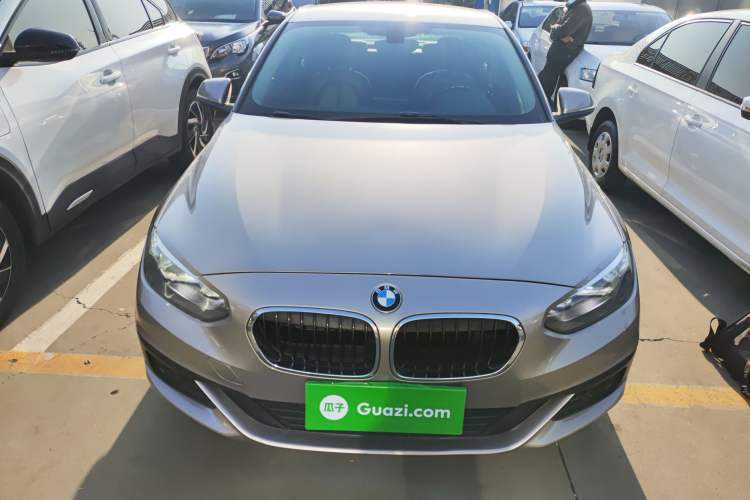 Used BMW 1 Series 2017 118i Fashion Model
