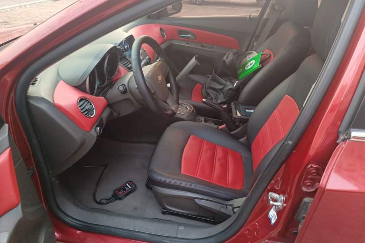 Used Chevrolet Cruze 2015 1.5L Classic SE AT
