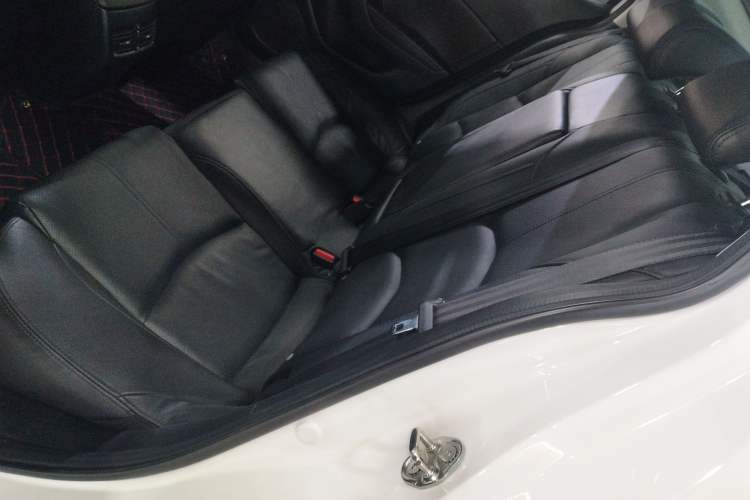 Used Mazda Mazda 3 Axela 2017 Sedan 2.0L Automatic Prestige Model China V Standard
