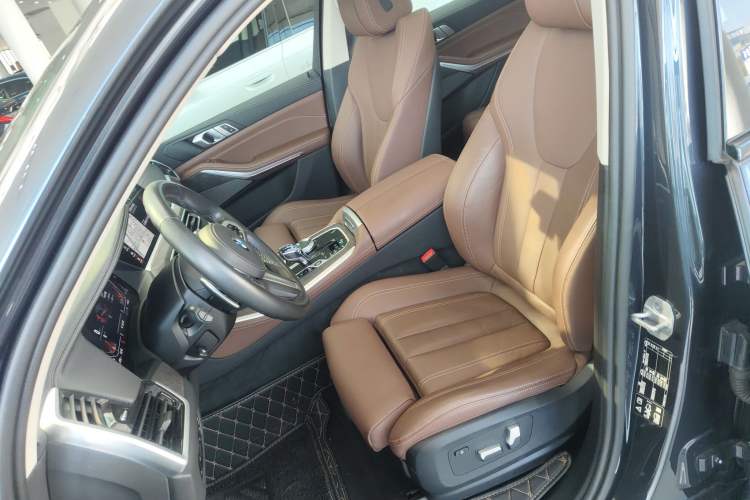 Used BMW X5 2022 xDrive40i M Sport Package
