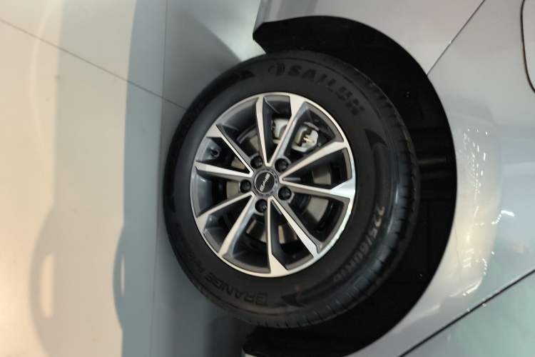 Used BYD Destroyer 05 2024 HONOR Edition DM-i 55KM Luxury Model
