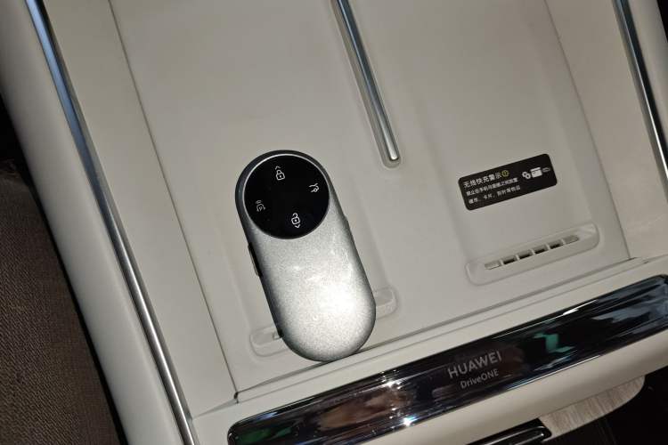 Used Hima Luxeed S7 2024 Max+ Rear-Drive Ultra-Range Intelligent Driving Edition
