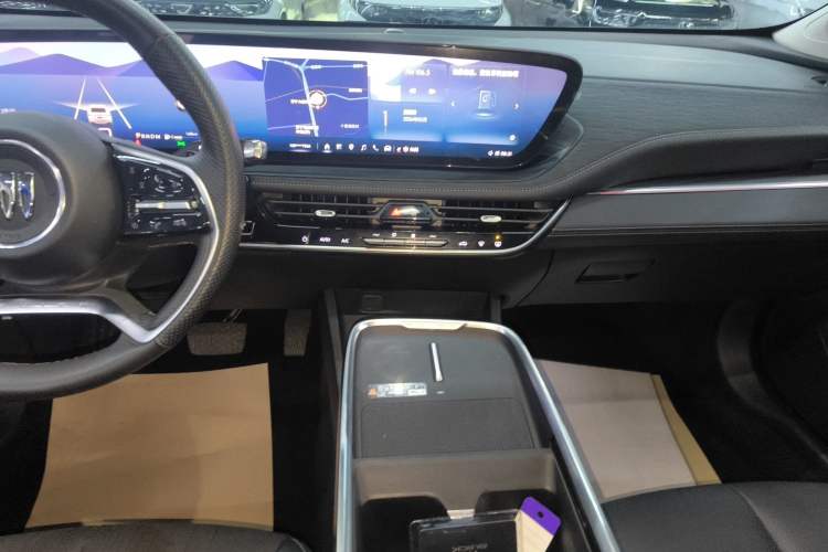 Used Buick LaCrosse 2023 28T Prestige Edition
