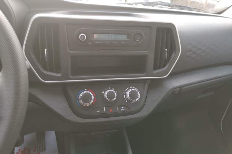 Used Chana Ruixing EM80 2023 Side-Hinged 6-Seater Comfort Version 38.7 kWh