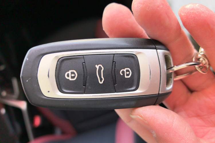 Used Geely Auto Vision X3 2021 PRO 1.5L CVT Deluxe Model