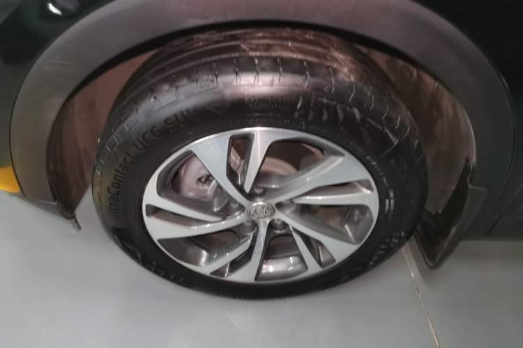 Used Buick Envision 2022 Facelift Encore S 552T Two-Wheel-Drive Luxury Model
